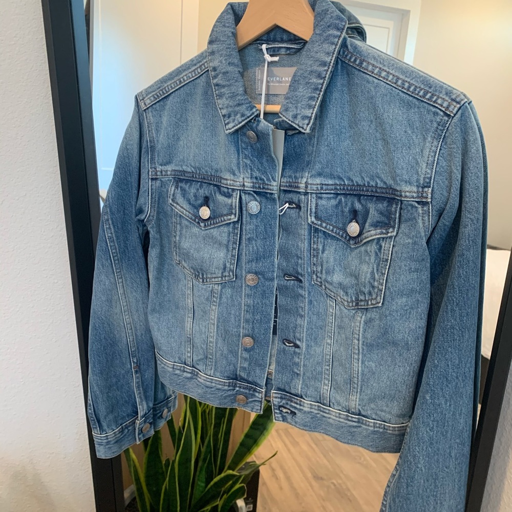 NWT Everlane Lightwash Denim Cropped Jacket